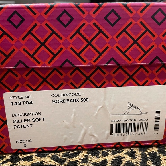 Tory Burch Miller Soft Patent Sandals - Picture 9 of 12